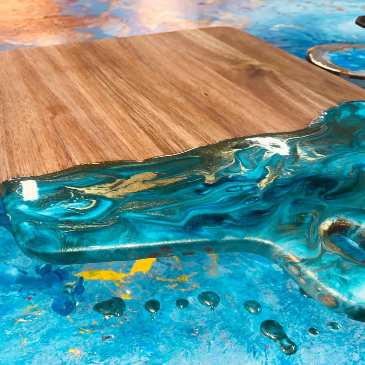 resin-art-workshop-me-artistic-studio